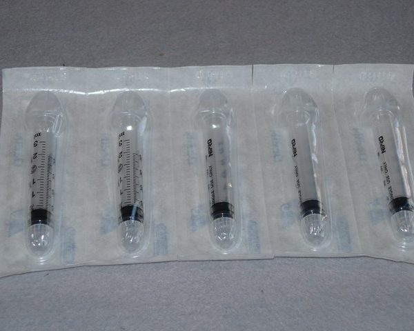 Dispovan1ml Syringe With Needle